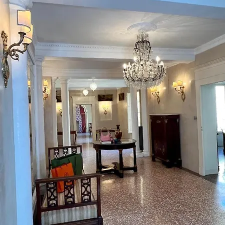 Castiglione 27 Luxury Suite-3